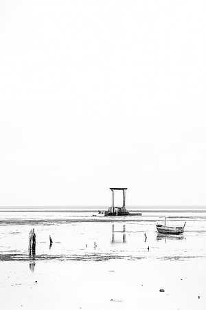 Serenity on the Shore - 13-4193